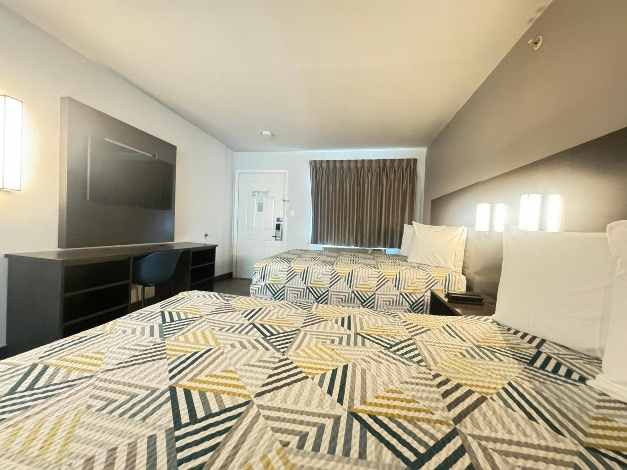 Masters Inn Такер Экстерьер фото